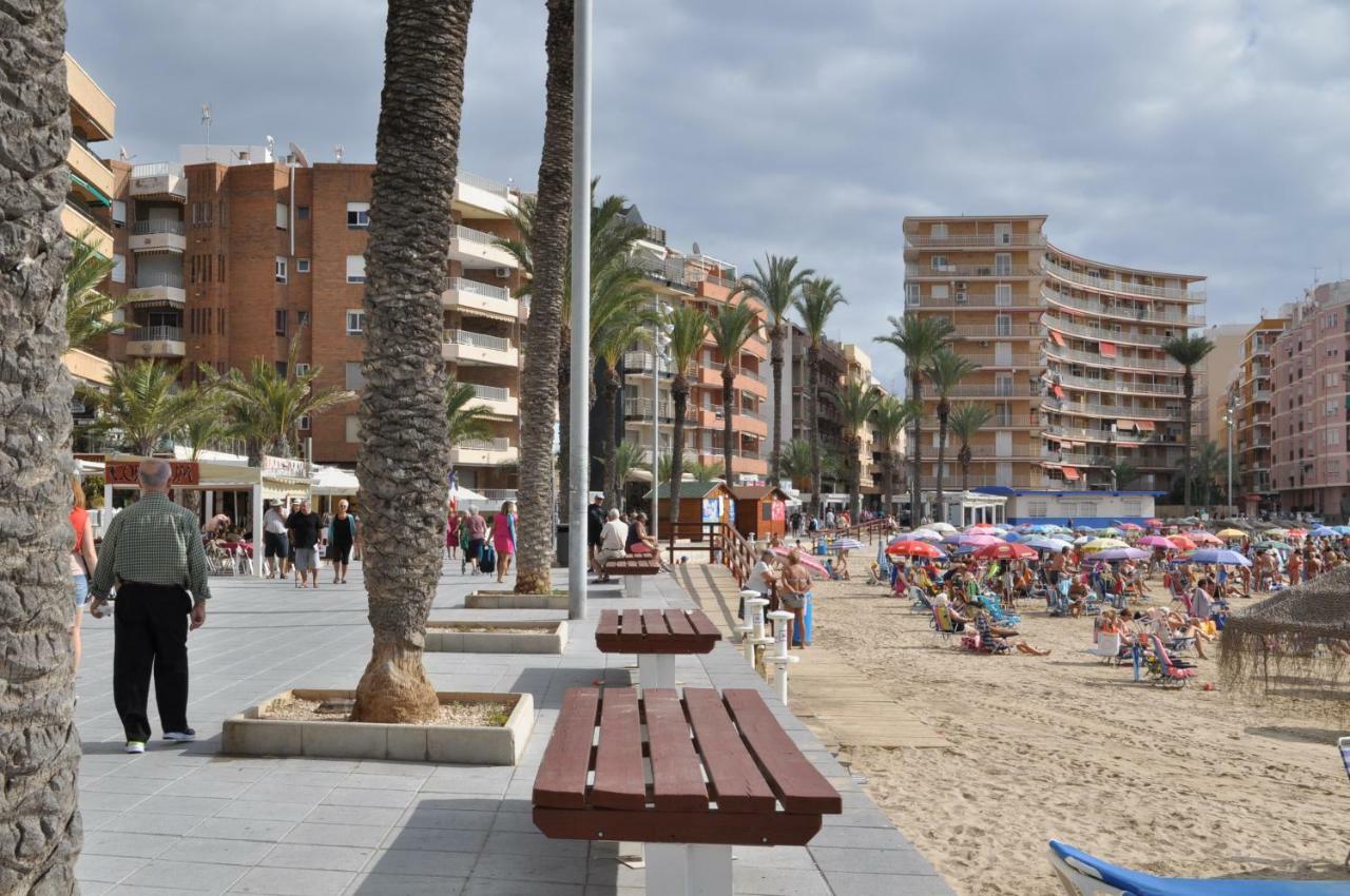 Apartment Natalia Torrevieja Exterior photo